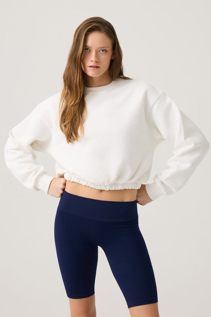 Geniş Kalıp Beli Büzgülü Crop Sweatshirt Cropped Pullover Ekru - Los Ojos