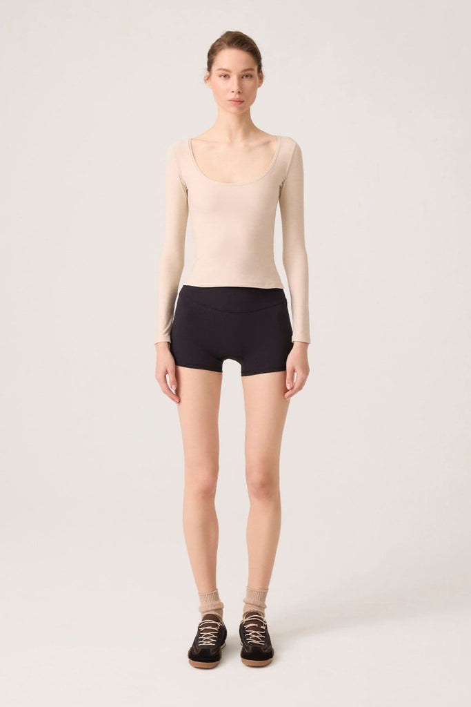 Uzun Kollu U Yaka Spor Bluz Scoop Neck Top Bej - Los Ojos