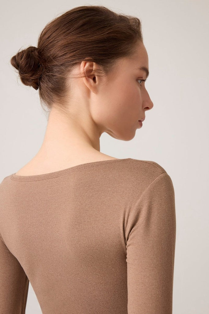 Uzun Kollu U Yaka Spor Bluz Scoop Neck Top Mocha Kahve - Los Ojos