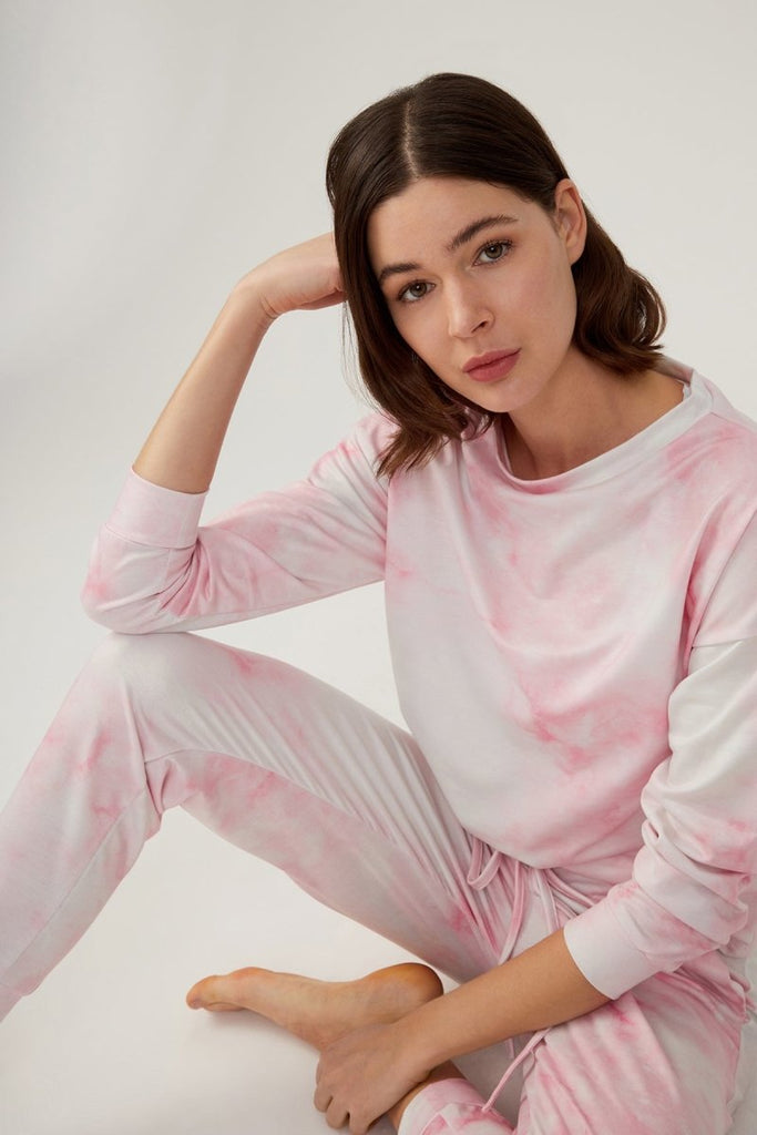 Batik Desenli Uzun Pijama Takımı Pembe - Los Ojos